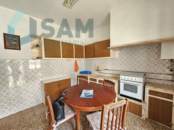 Moradia T3 para Venda em Santa Maria, São Pedro e Matacães