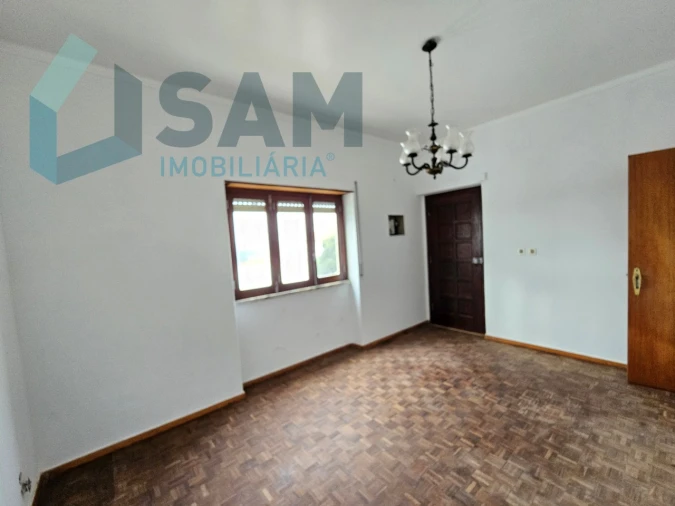 Moradia T3 para Venda em Santa Maria, São Pedro e Matacães Foto 10