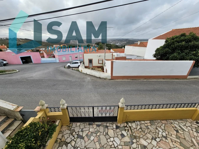 Moradia T3 para Venda em Santa Maria, São Pedro e Matacães Foto 21