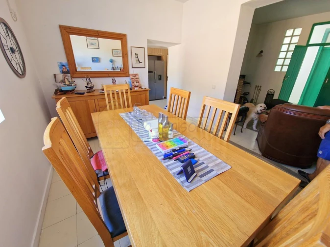 Moradia T7 para Venda em Salir Foto 6