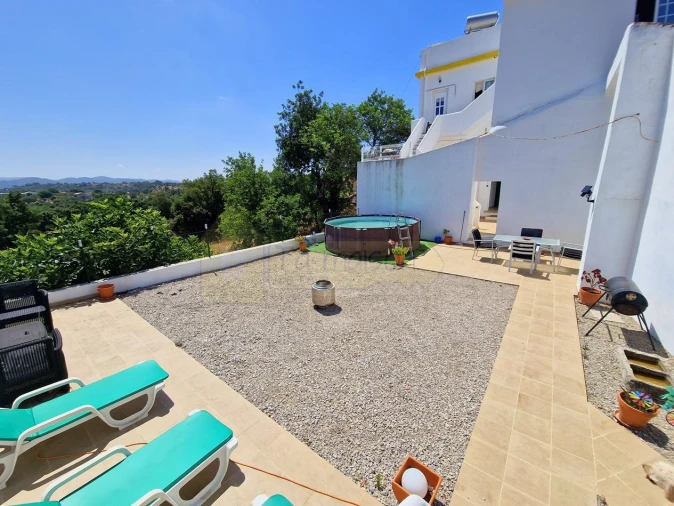 Moradia T7 para Venda em Salir Foto 32