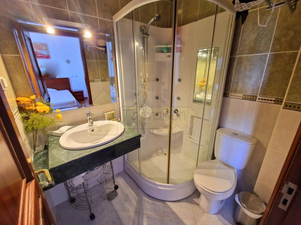 Moradia T5 para Venda em Salir Foto 22