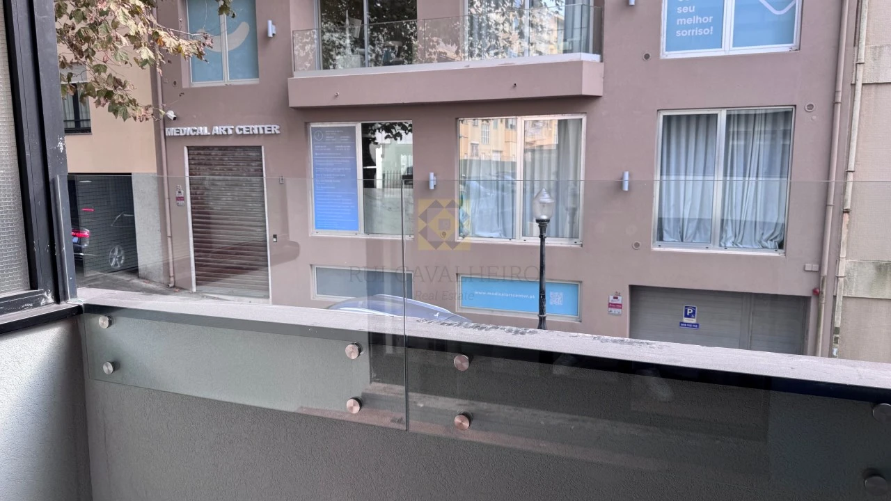 Apartamento T3 para Venda em Aldoar, Foz do Douro e Nevogilde Foto 15