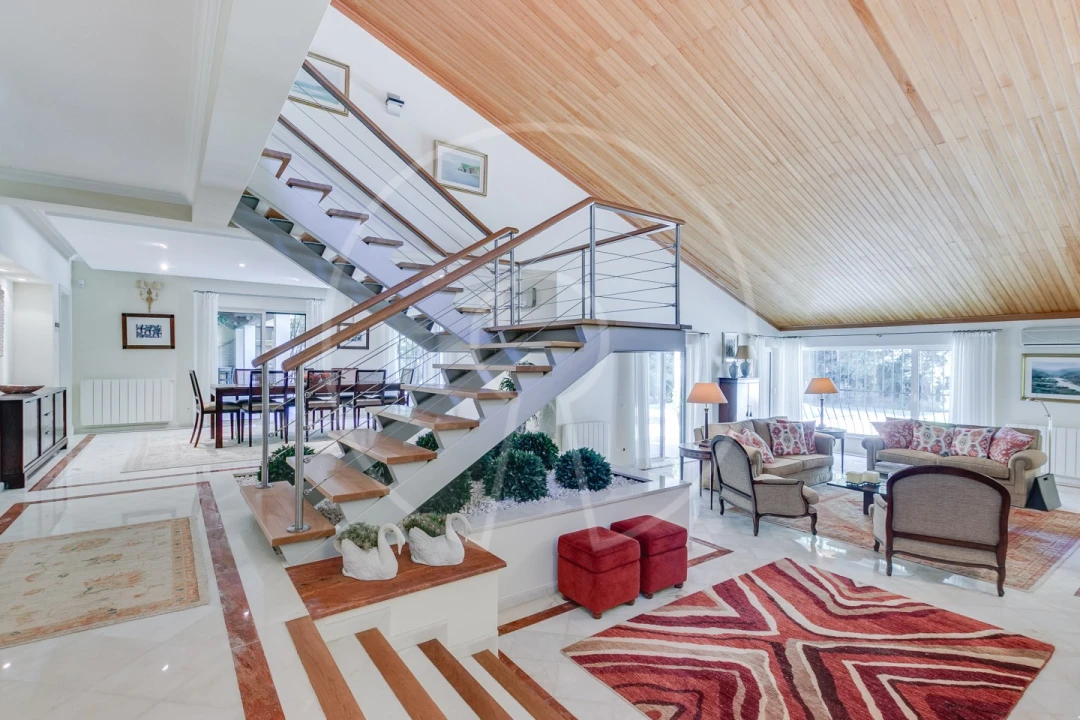 Moradia T5 para Venda em Santo Estêvão Foto 11