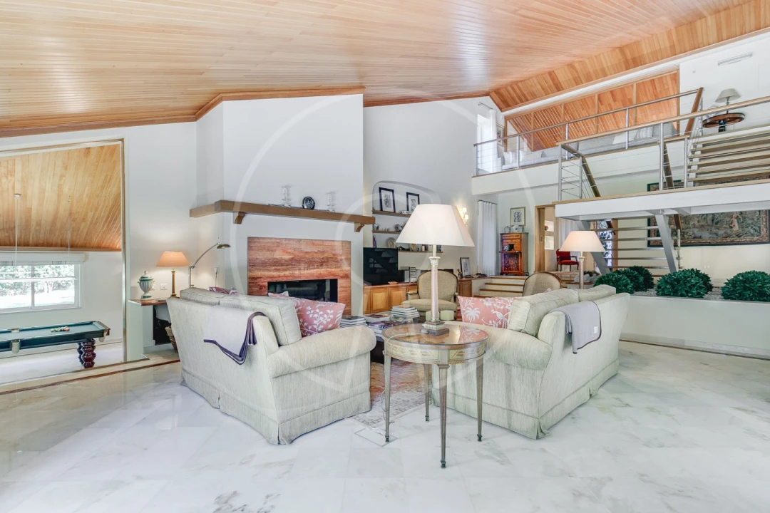 Moradia T5 para Venda em Santo Estêvão Foto 14