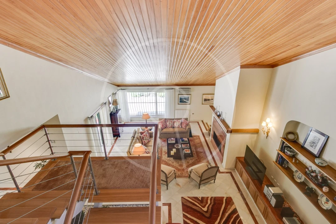 Moradia T5 para Venda em Santo Estêvão Foto 52