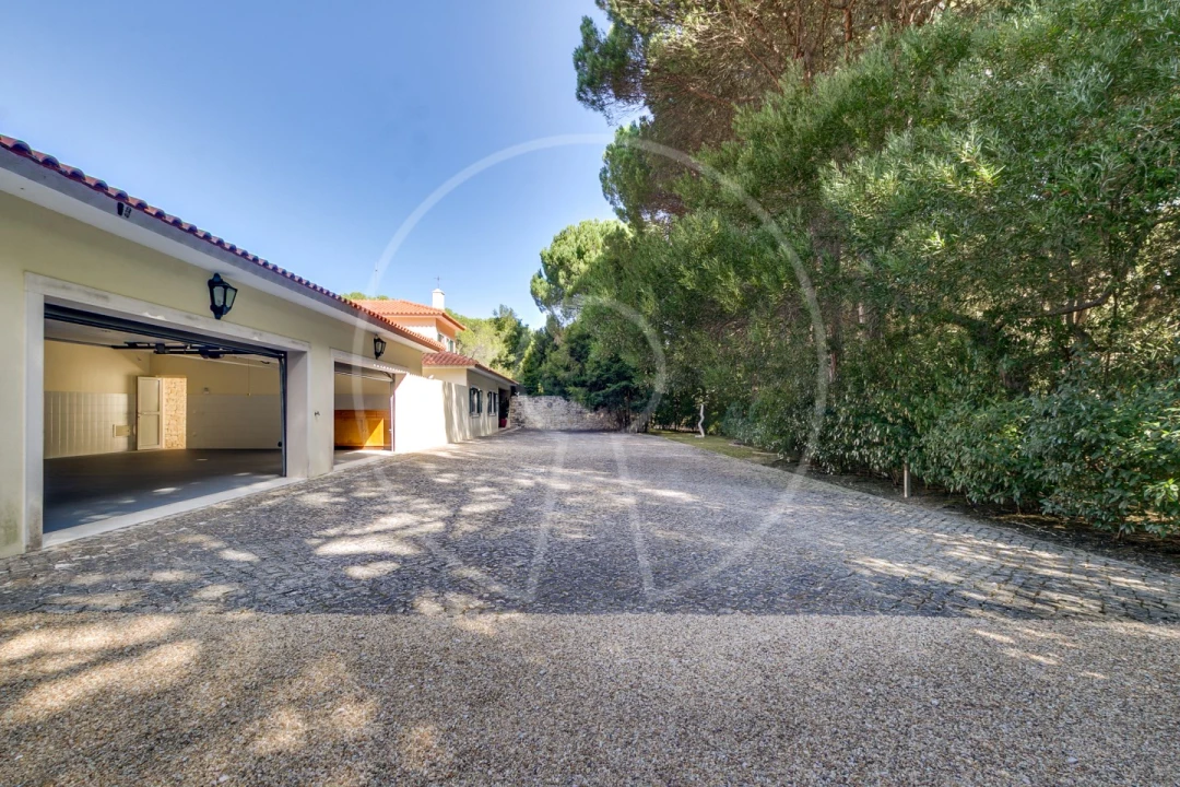 Moradia T5 para Venda em Santo Estêvão Foto 58