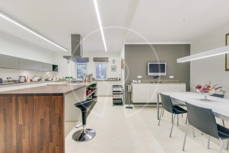 Moradia T5 para Venda em Santo Estêvão Foto 20