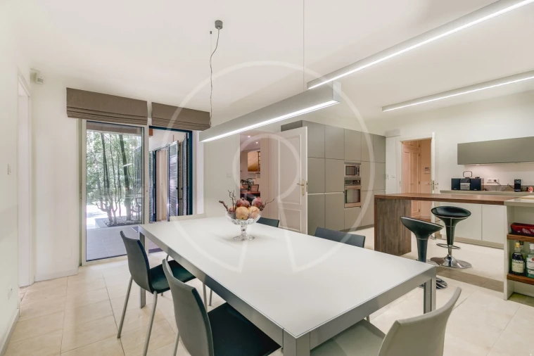 Moradia T5 para Venda em Santo Estêvão Foto 22