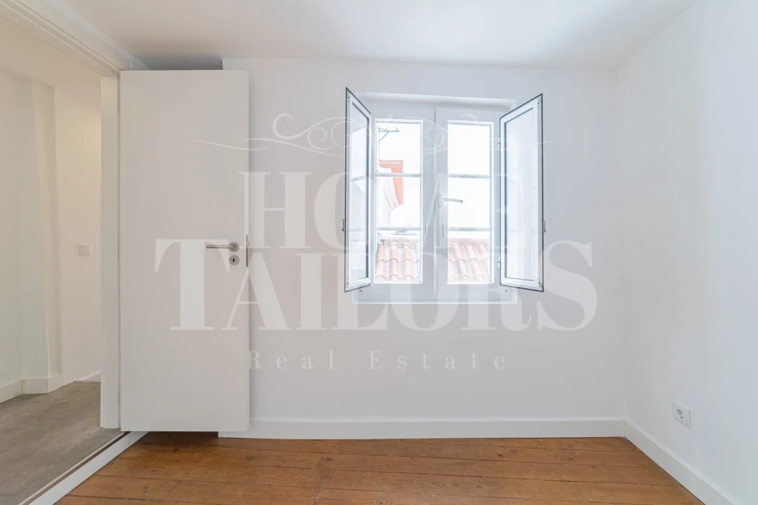 Apartamento T2 para Venda em Santa Maria Maior Foto 7