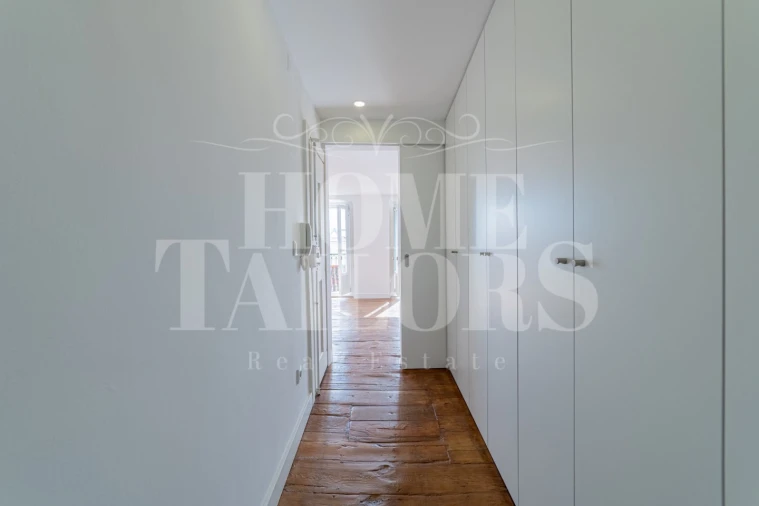 Apartamento T2 para Venda em Santa Maria Maior Foto 4