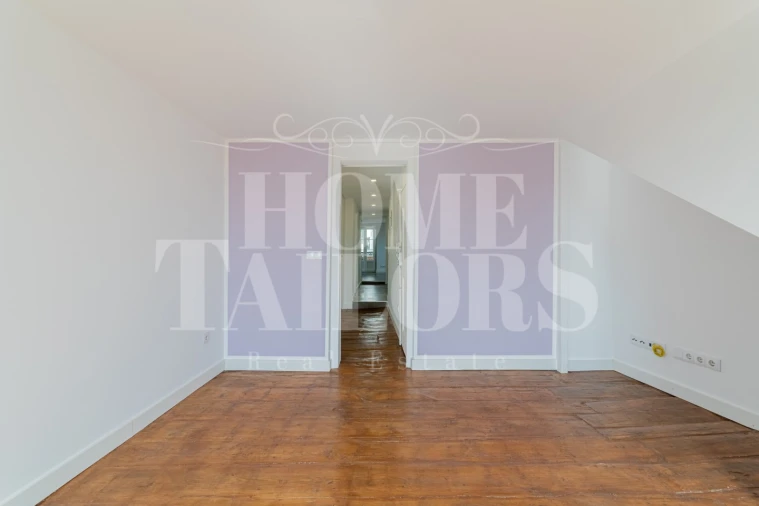 Apartamento T2 para Venda em Santa Maria Maior Foto 4