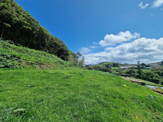 Moradia T4 para Venda em Ribeirinha Foto 7