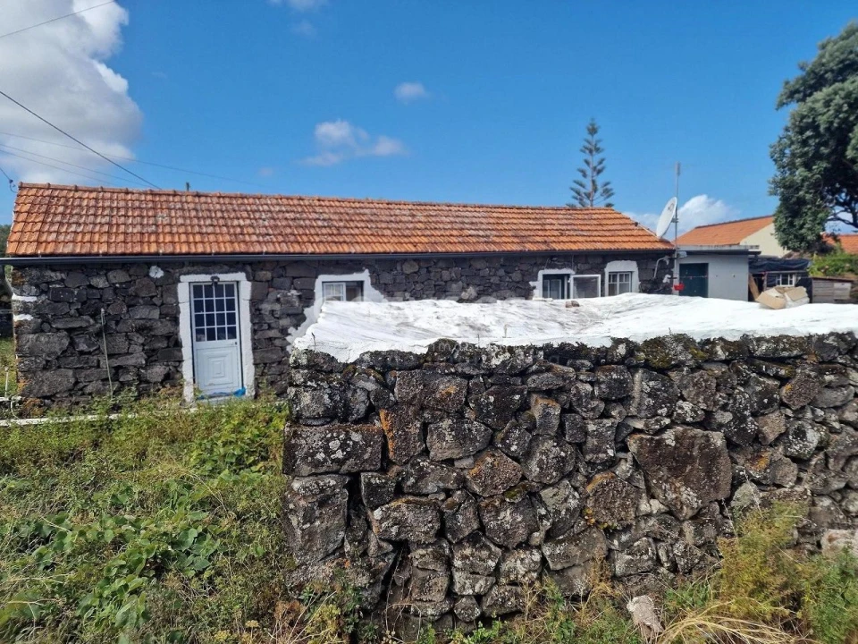 Moradia T2 para Venda em Bandeiras Foto 10