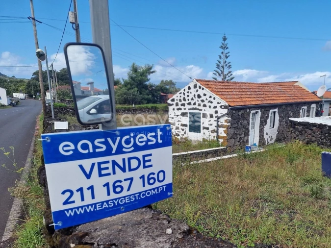 Moradia T2 para Venda em Bandeiras Foto 5