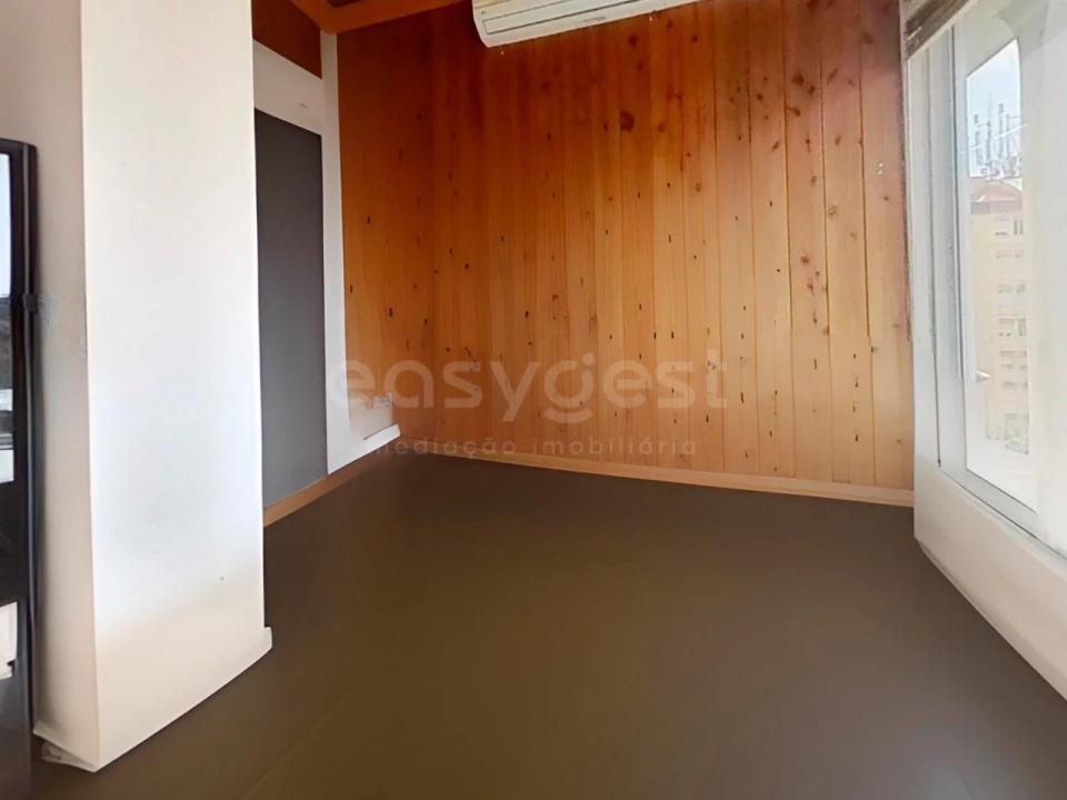 Prédio para Venda em Ponta Delgada (São Pedro) Foto 13