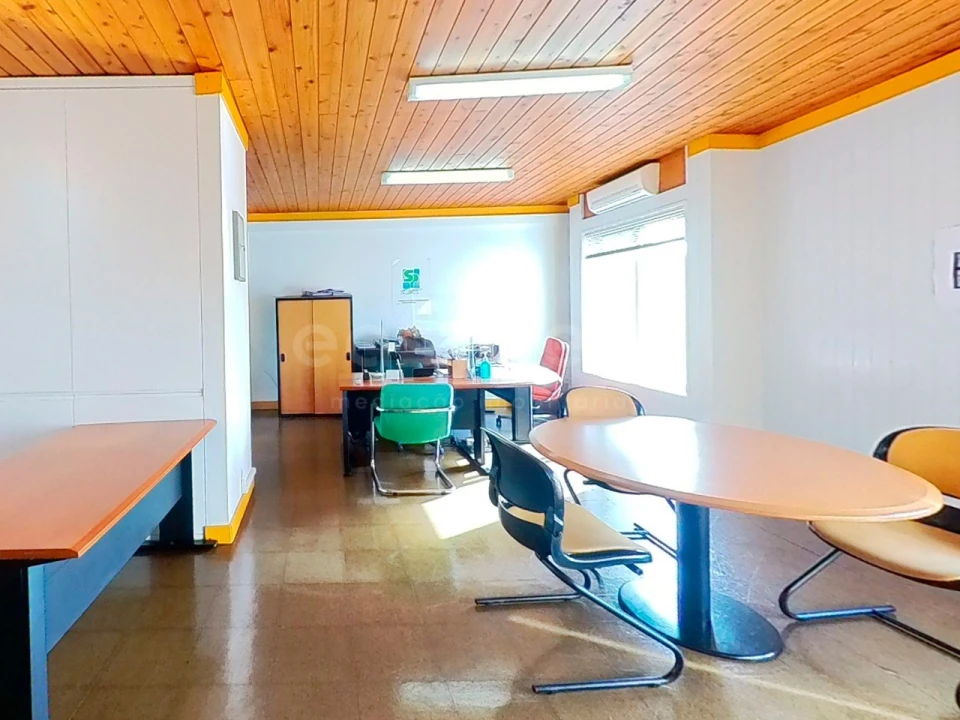 Prédio para Venda em Ponta Delgada (São Pedro) Foto 15