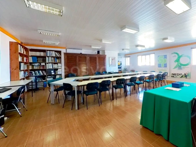 Prédio para Venda em Ponta Delgada (São Pedro) Foto 2