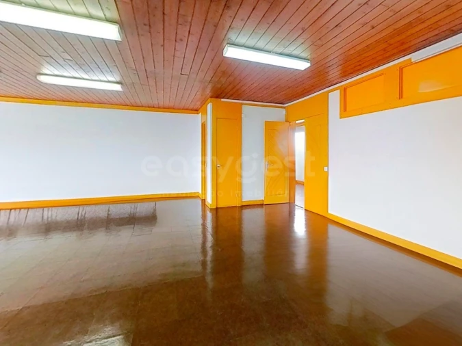 Prédio para Venda em Ponta Delgada (São Pedro) Foto 9