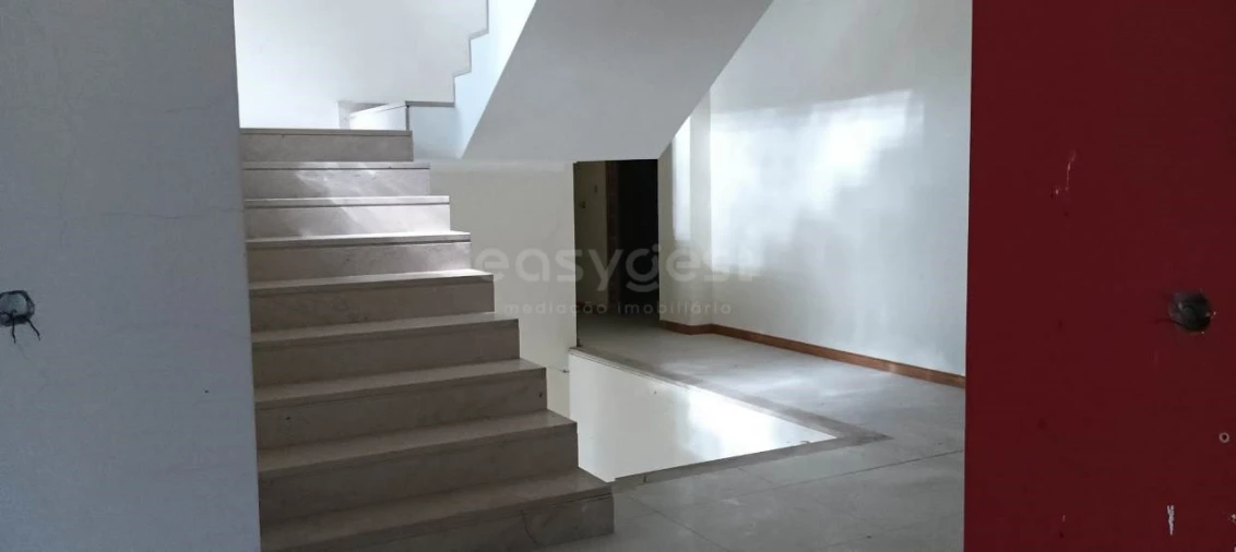 Moradia T5 para Venda em Pombal Foto 13