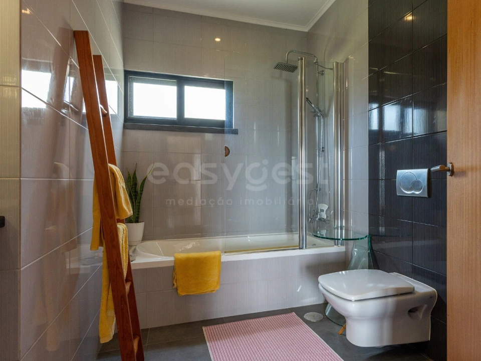 Moradia T3 para Venda em Pedro Miguel Foto 18