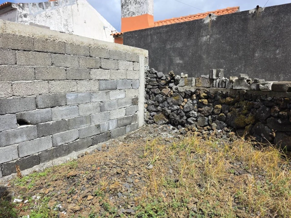 Moradia T2 para Venda em Santa Luzia Foto 24