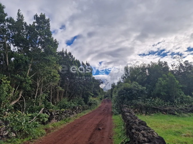 Terreno para Venda em Bandeiras Foto 2