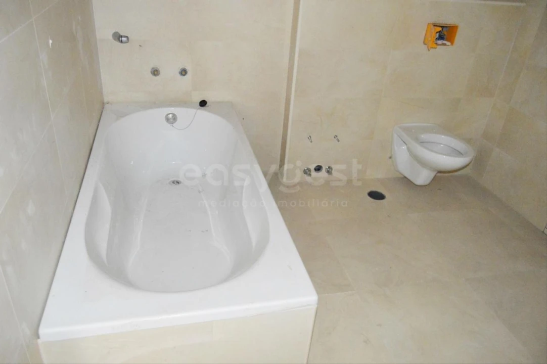 Apartamento T3 para Venda em Torres Novas (Santa Maria, Salvador e Santiago) Foto 2