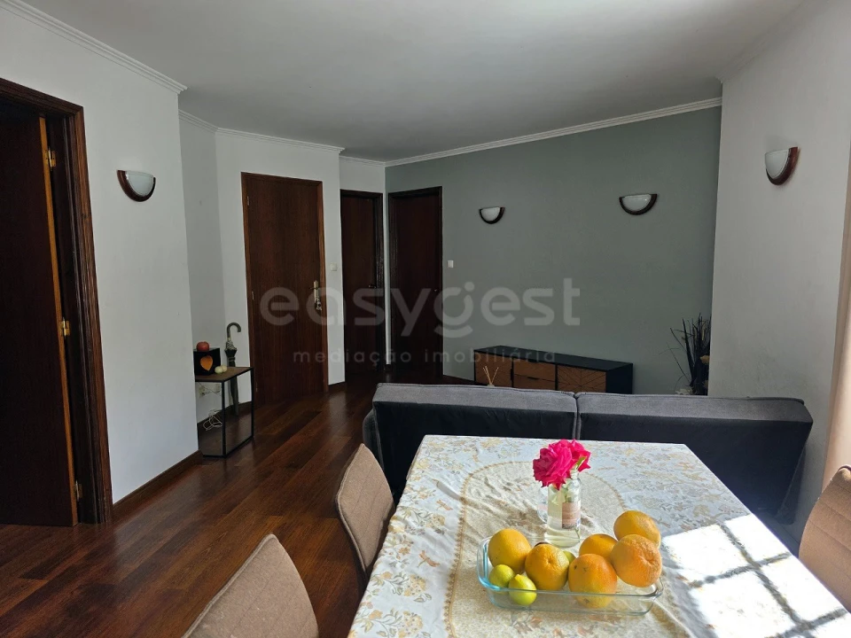 Apartamento T2 para Venda em Madalena Foto 5