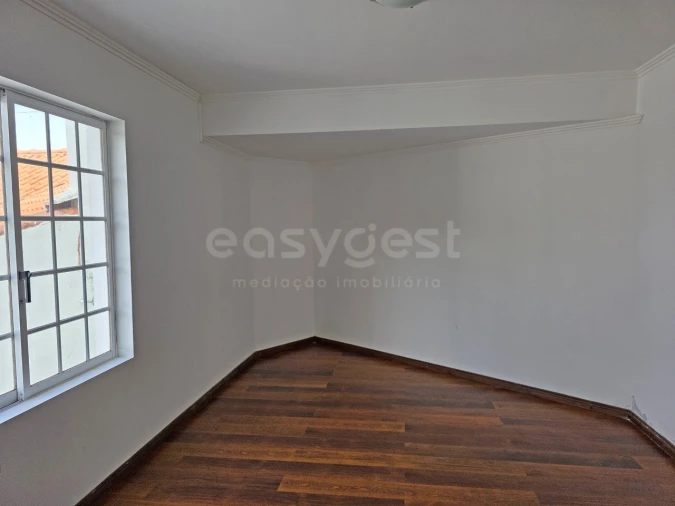 Apartamento T2 para Venda em Madalena Foto 11