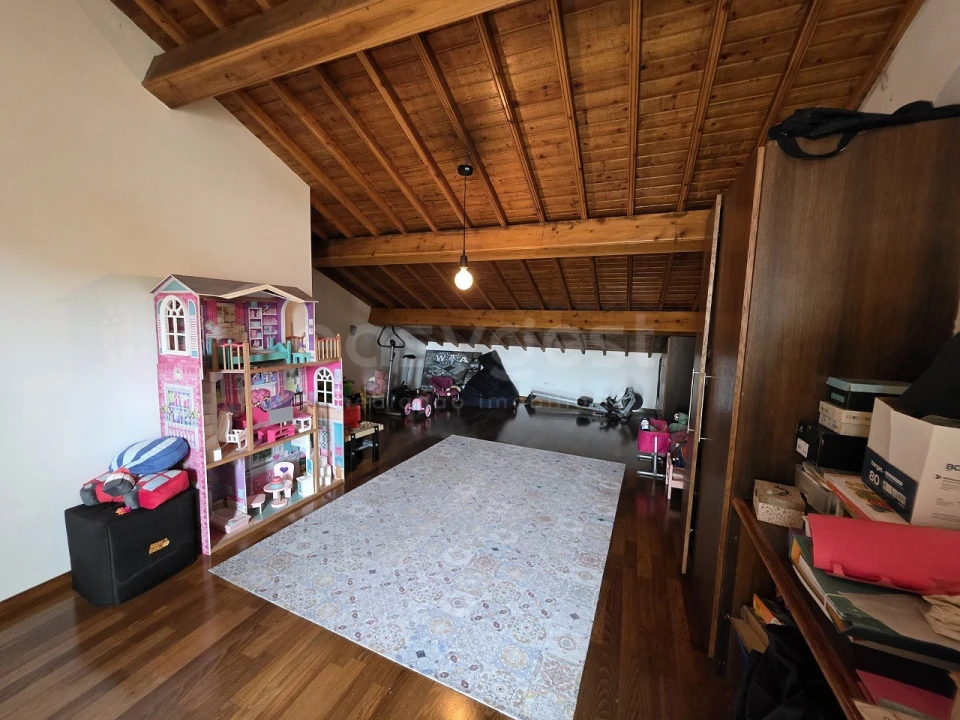 Moradia T4 para Venda em Fajã de Cima Foto 16