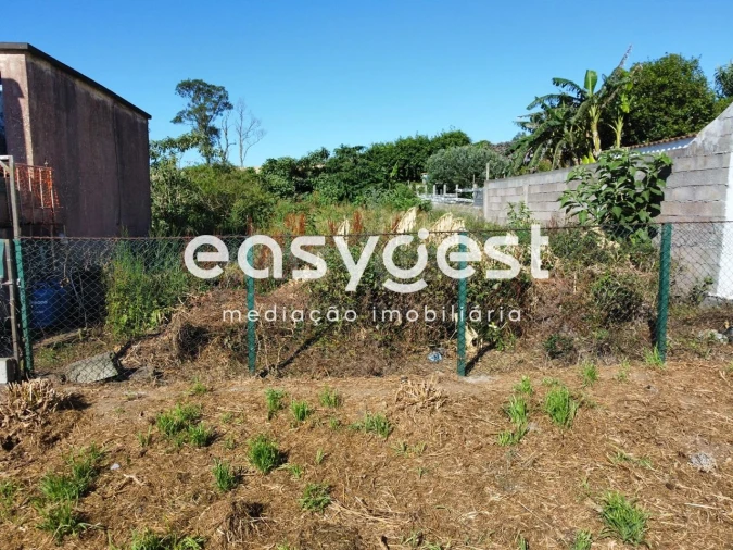 Moradia T2 para Venda em Arrifes Foto 6