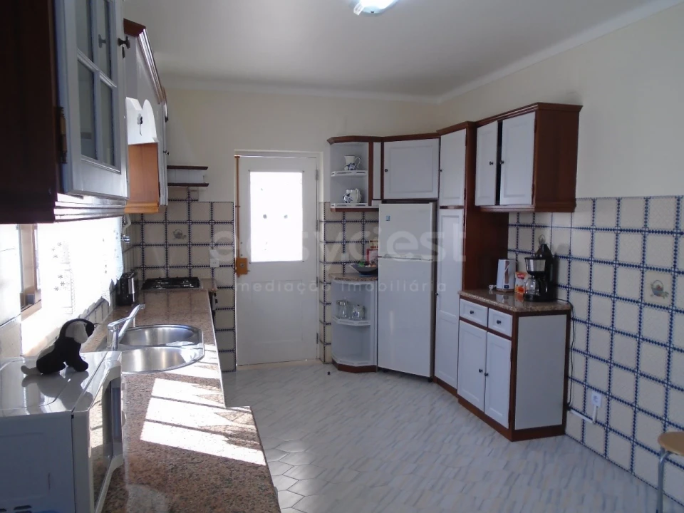 Moradia T2 para Arrendamento em Nazare Foto 4