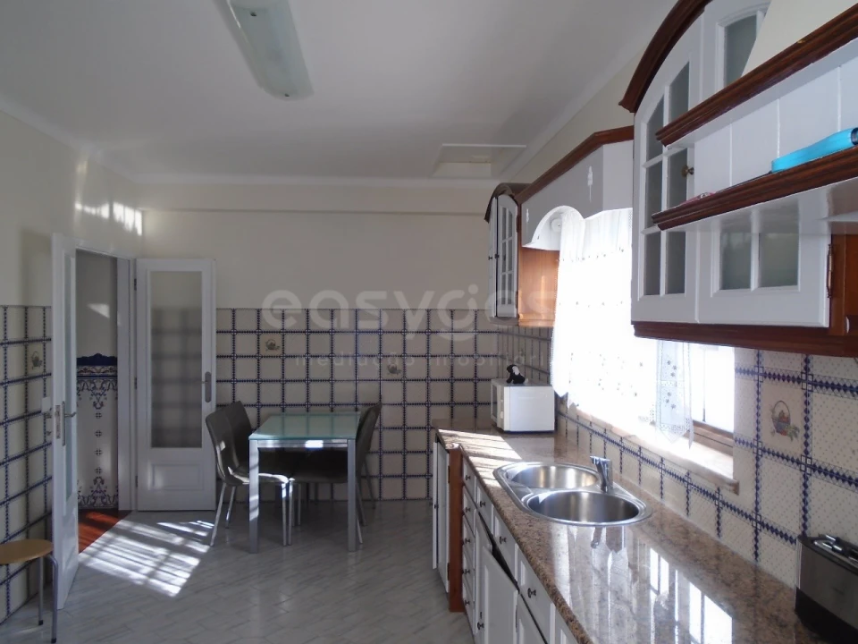 Moradia T2 para Arrendamento em Nazare Foto 7