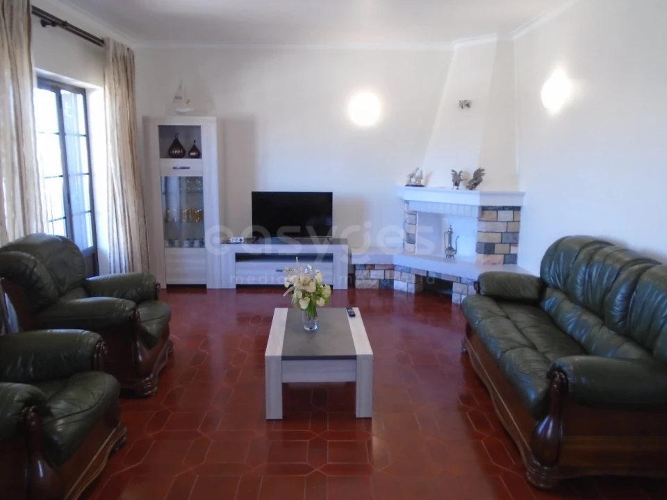 Moradia T2 para Arrendamento em Nazare Foto 9