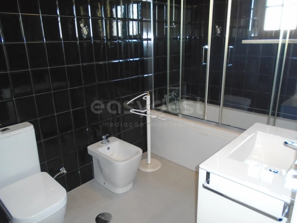 Moradia T2 para Arrendamento em Nazare Foto 15