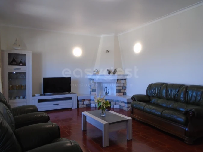 Moradia T2 para Arrendamento em Nazare Foto 8