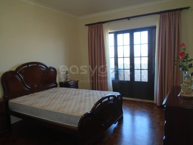 Moradia T2 para Arrendamento em Nazare Foto 11