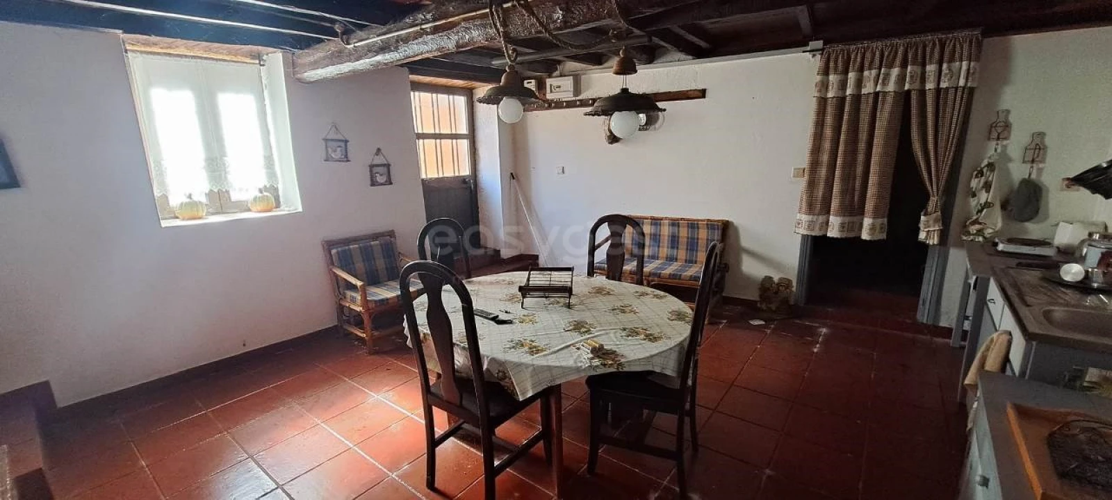 Moradia T1 para Venda em São Martinho do Peso Foto 4