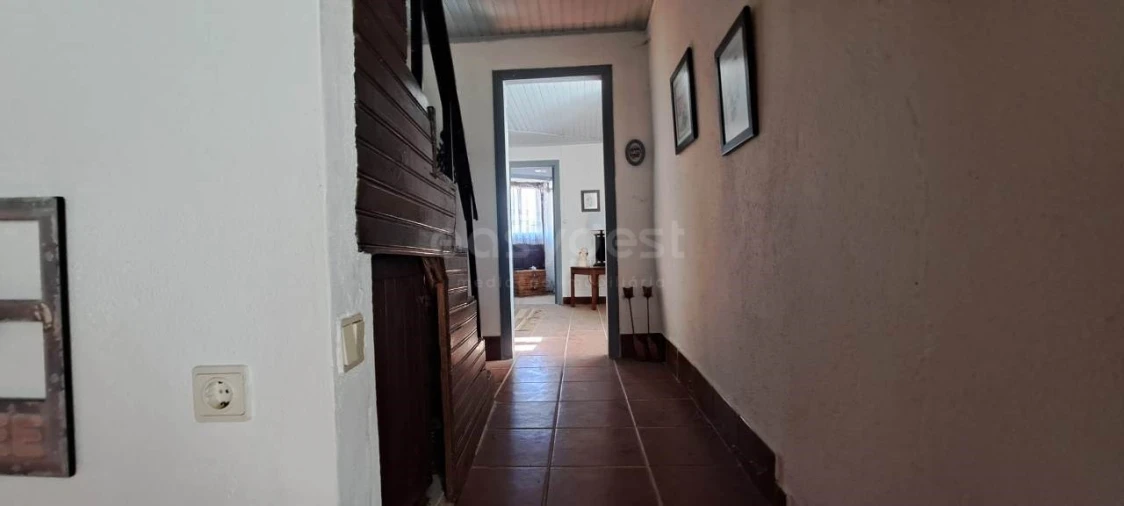 Moradia T1 para Venda em São Martinho do Peso Foto 6