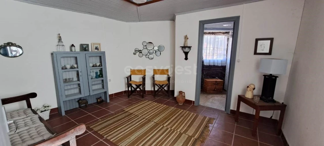 Moradia T1 para Venda em São Martinho do Peso Foto 7