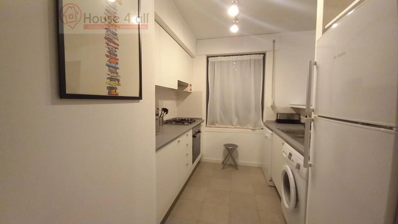 Apartamento T1 para Venda em Santa Maria Maior Foto 4