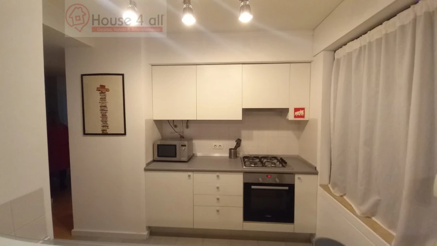 Apartamento T1 para Venda em Santa Maria Maior Foto 5