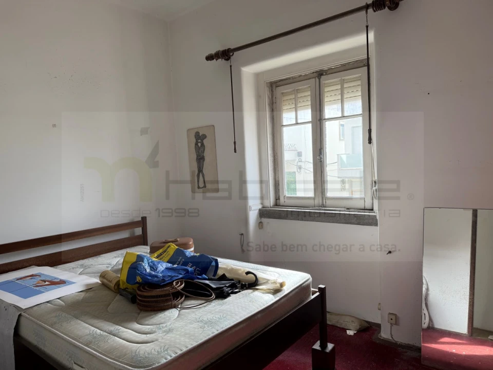 Prédio para Venda em Carcavelos e Parede Foto 27