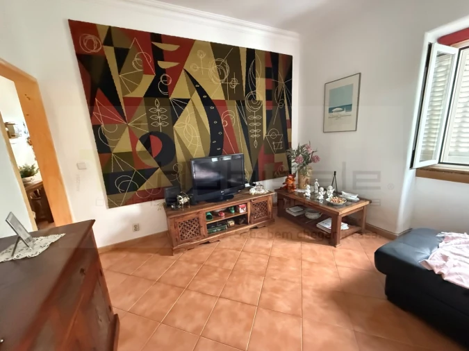 Prédio para Venda em Carcavelos e Parede Foto 9