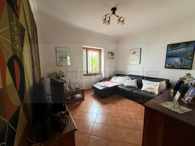 Prédio para Venda em Carcavelos e Parede Foto 11