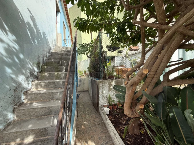 Prédio para Venda em Carcavelos e Parede Foto 19