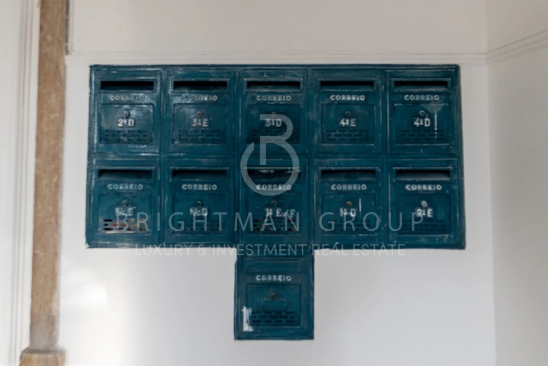 Apartamento T6 para Venda em Arroios Foto 27