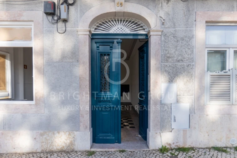 Apartamento T6 para Venda em Arroios Foto 2