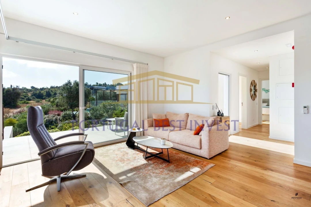 Moradia T3 para Venda em Ferragudo Foto 8